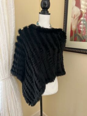 J. McLaughlin Rabbit Fur Black Poncho